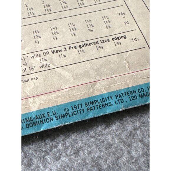 Vintage 1977 Simplicity 8390 Sewing Pattern Miss Size 12 Ruffled Tops Uncut - Picture 4 of 5